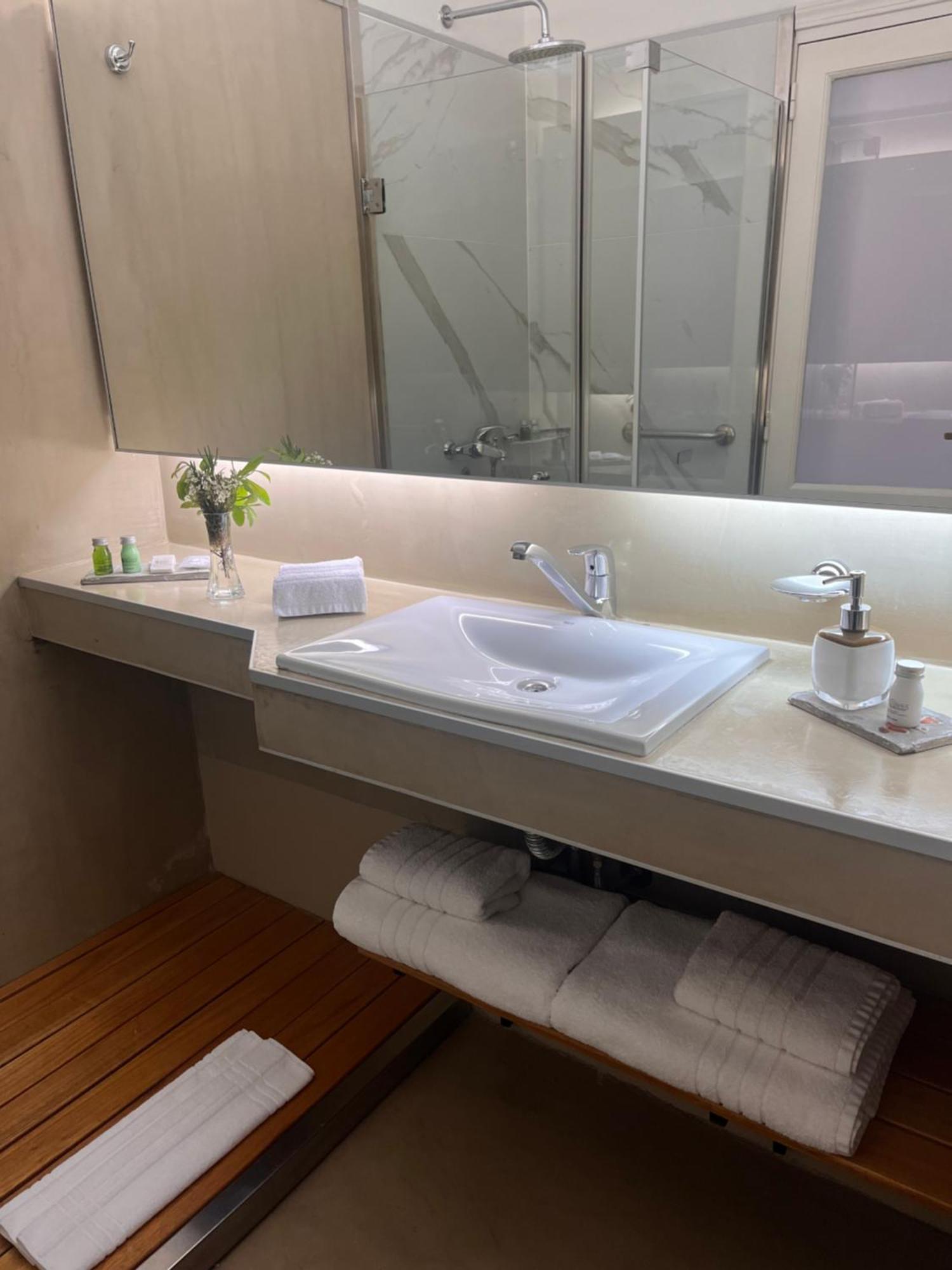 Los Ponchos Hotel El Calafate Zimmer foto