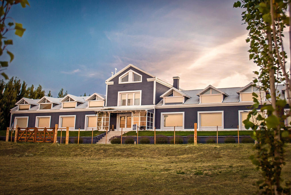 Los Ponchos Hotel El Calafate Exterior foto